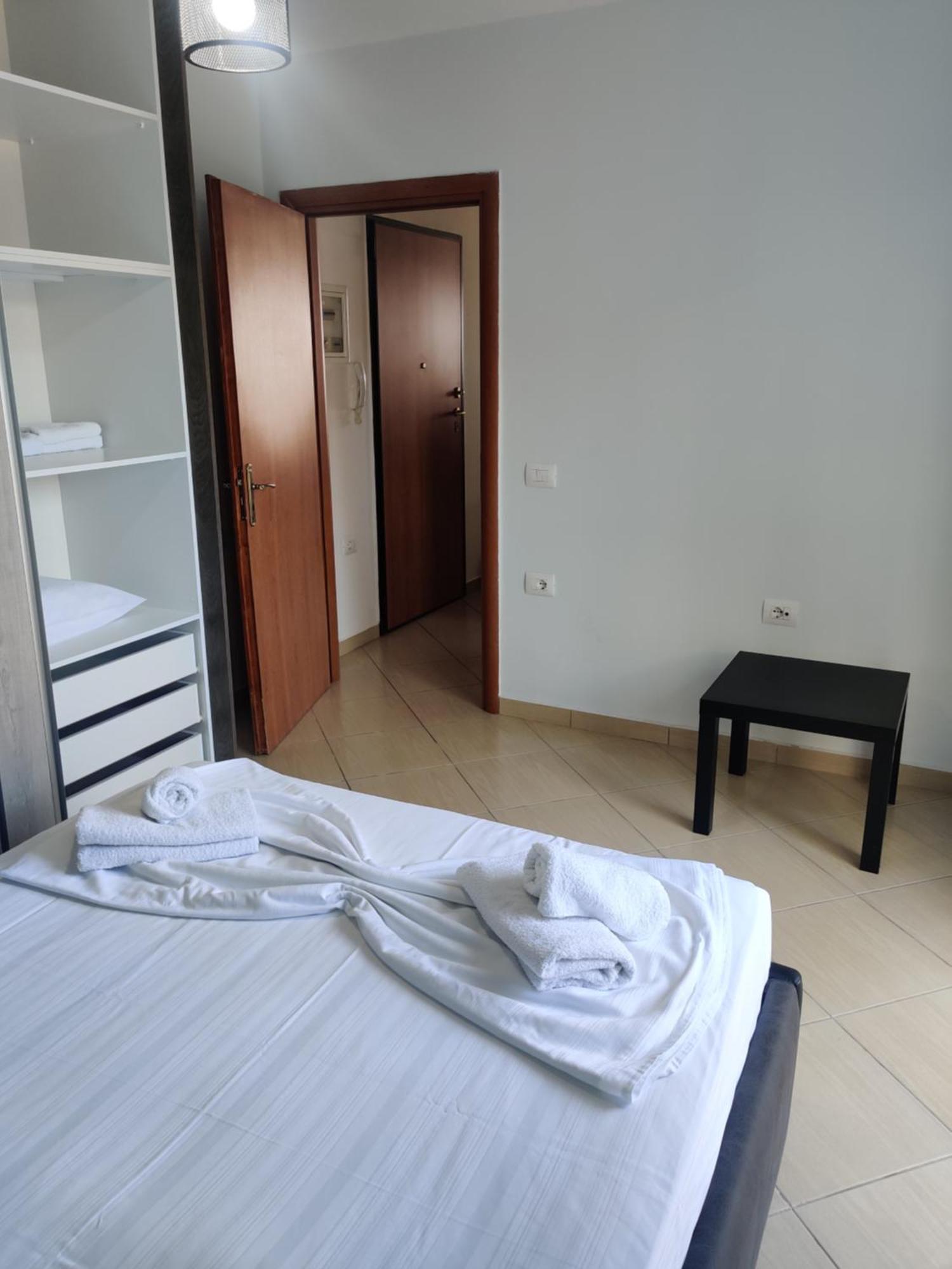 Harmony Apartment Sarandë Esterno foto